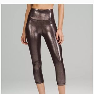 Lululemon Align High Rise Crop 23” Shine French Press